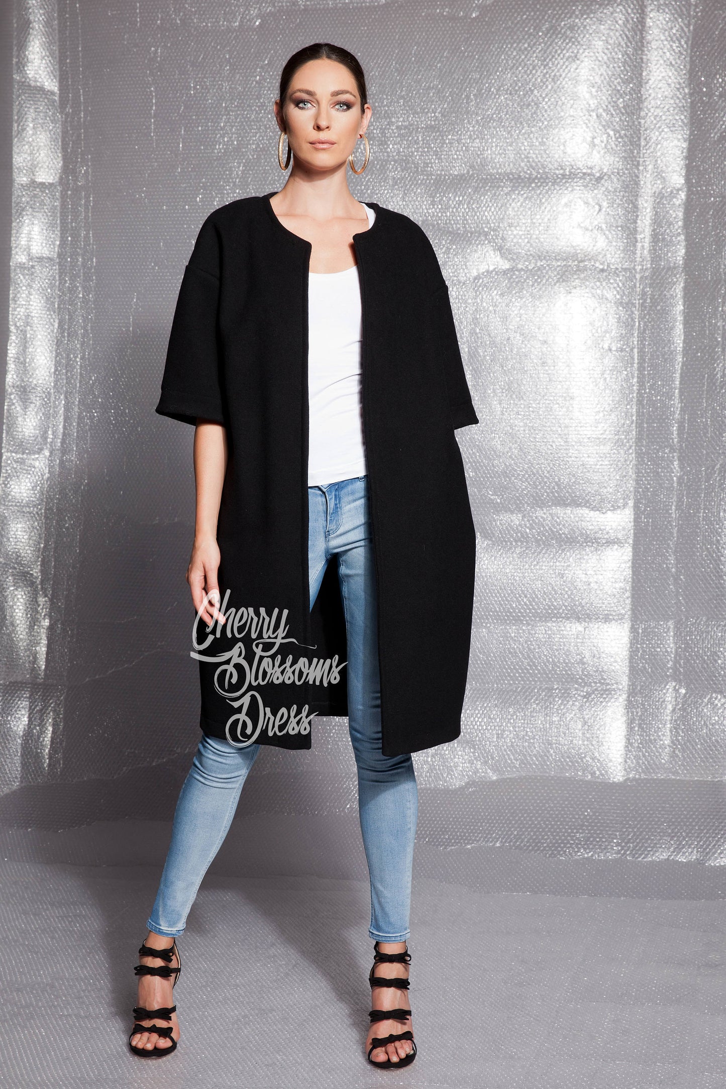 Cashmere Coat With Short Sleeves